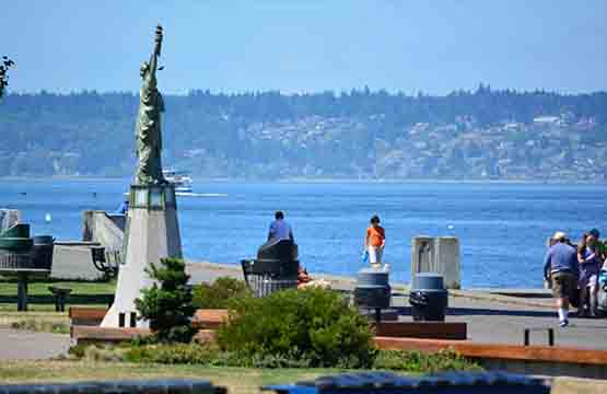 hardwood floor repairs, refinishing and installation in West Seattle, Alki Beach, Alki Point, Gatewood, Fauntleroy, Arbor Heights and Arroyo Heights
